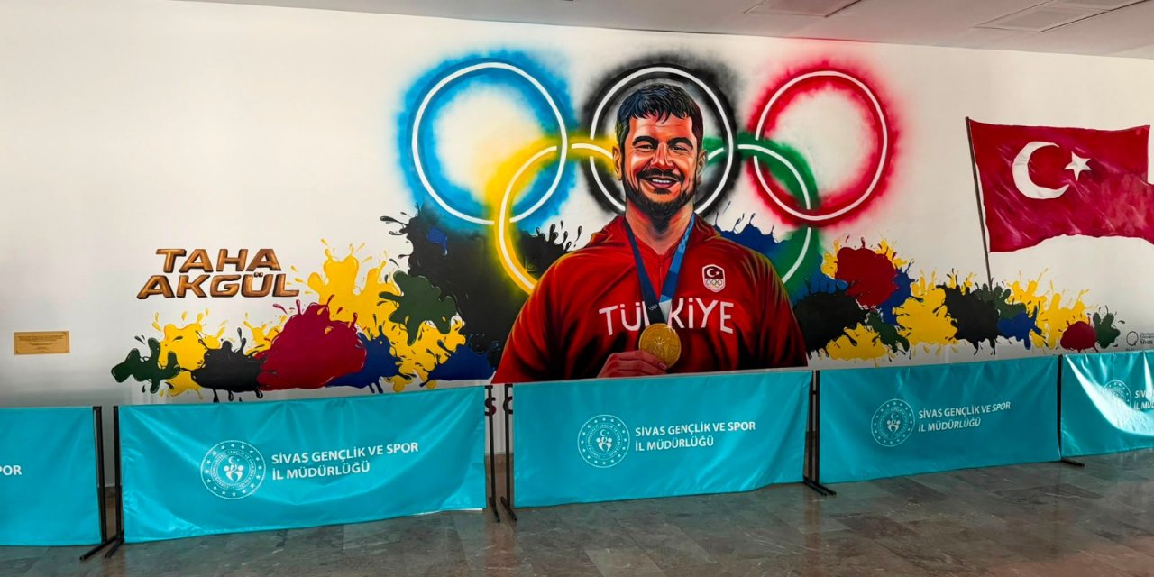 Sivas’ta şampiyon güreşçiye anlamlı vefa