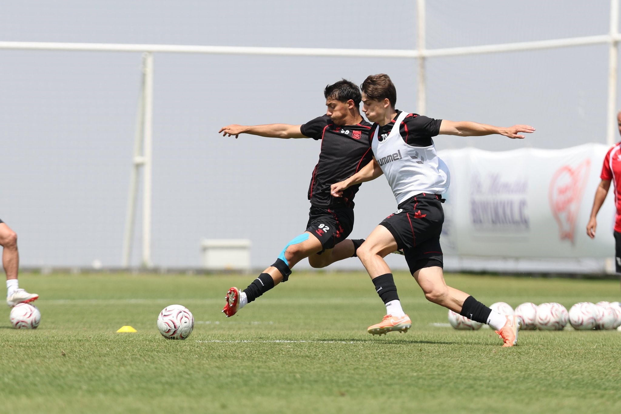 Sivasspor hazırlıklarını sürdürüyor