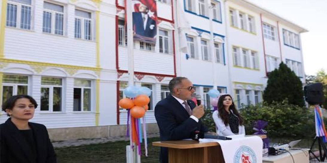 CÜ Vakfı Okulları Devrediliyor!