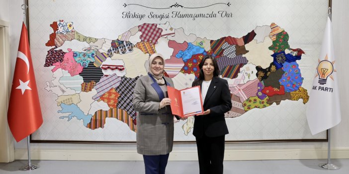 AK Parti Akıncılar Kadın Kolları'nda bayrak değişimi