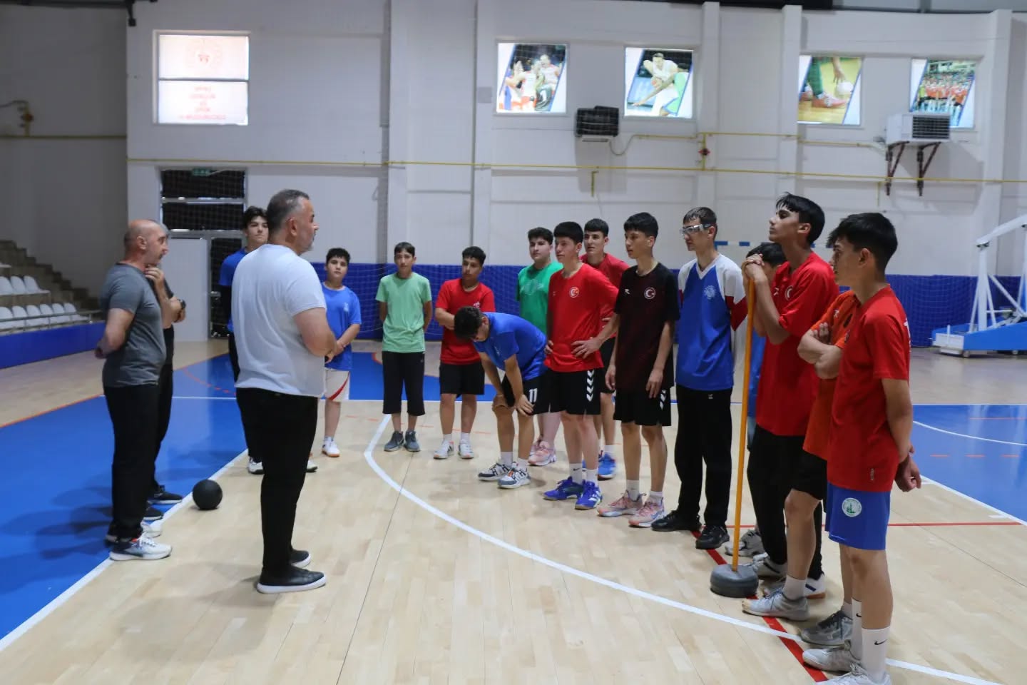 Sivas'ta spor okullarında tempo yükseldi