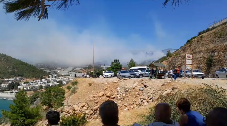 Mersin'deki yangın Sivaslıları korkuttu