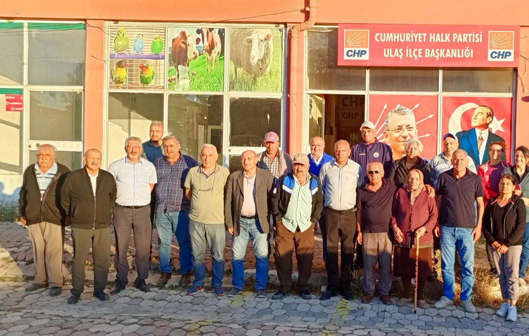 CHP Ulaş ilçe örgütü de Yeni Parti'ye katıldı