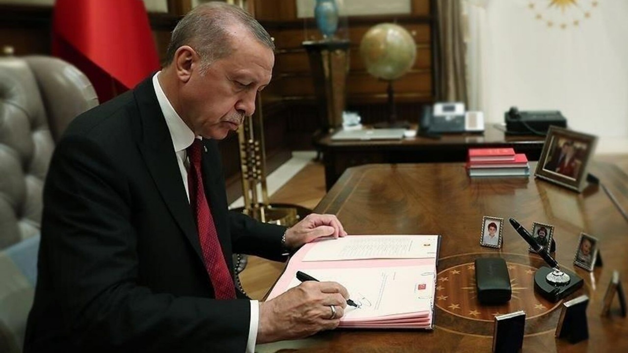 Erdoğan imzaladı: Bakanlık ve kurumlarda yeni görevlendirmeler