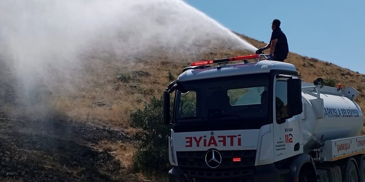 Sivas'ta itfaiye yangından yangına koştu