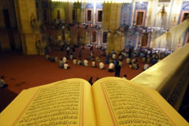 ŞEHİTLERİMİZ İÇİN ULU CAMİİ´DE MEVLİT