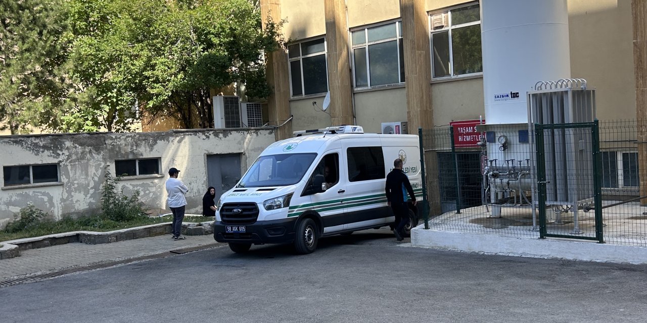 Ordu'dan geldiği Sivas'ta keneden öldü