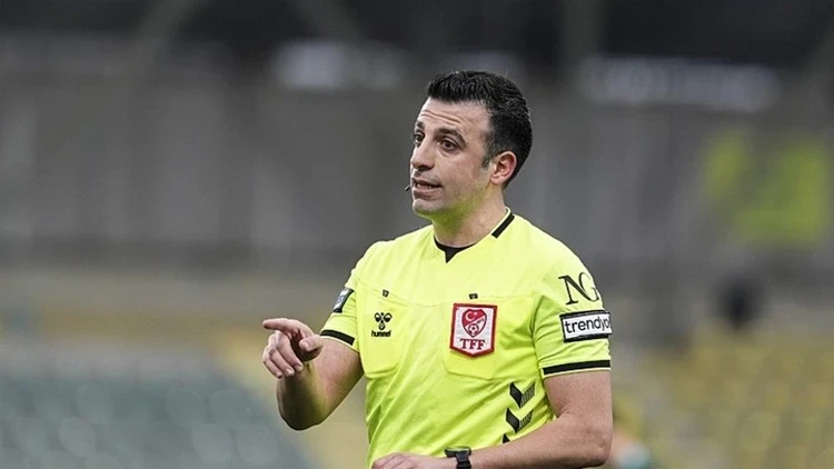 Sivasspor’un maçında var hakemleri belli oldu