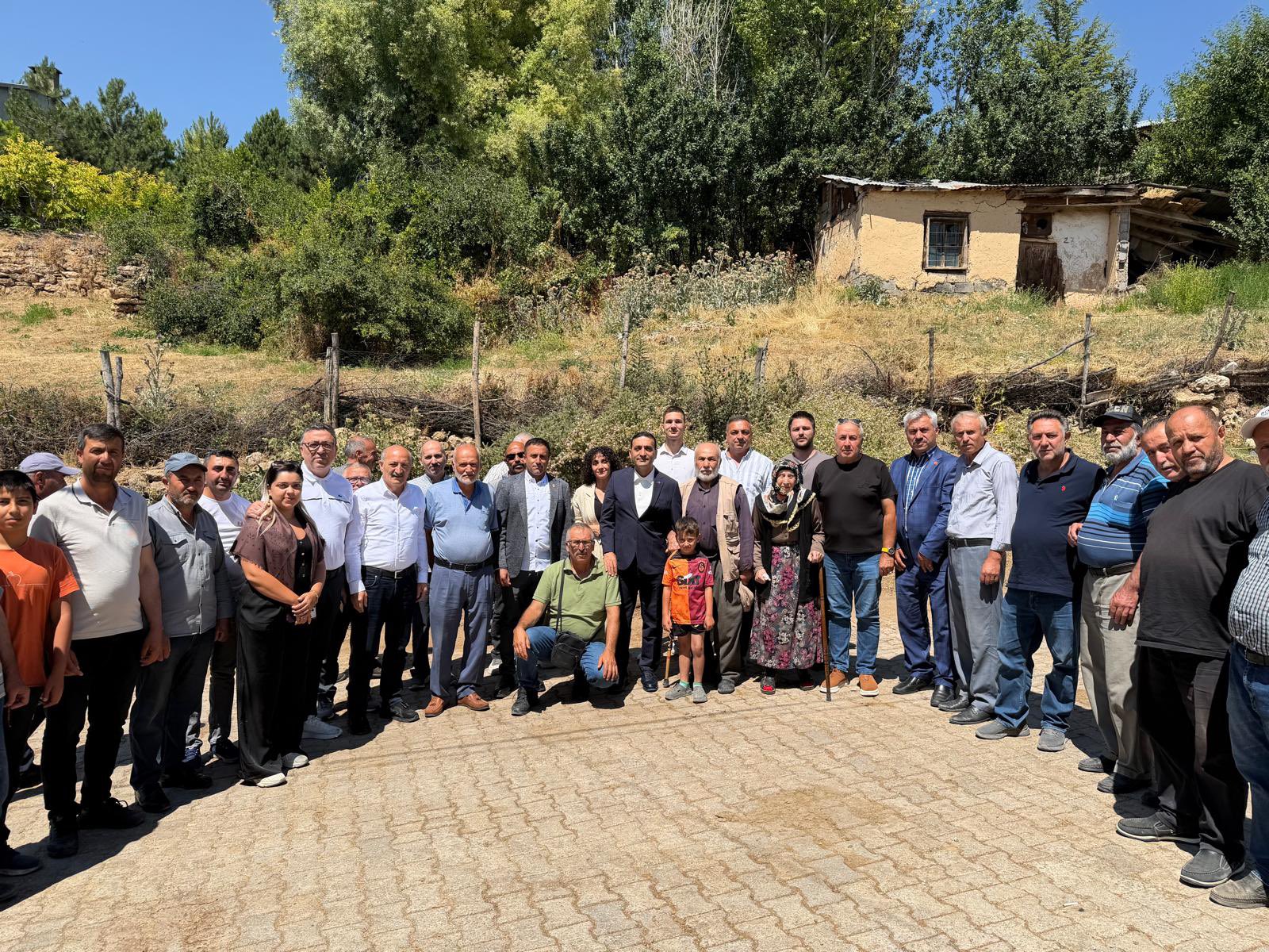 İnan Güney Sivas’ta hemşehrileriyle buluştu