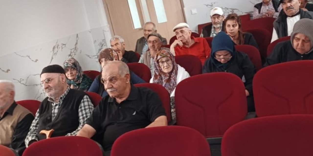 Sivas'ta yaşlılara dolandırıcılık eğitimi