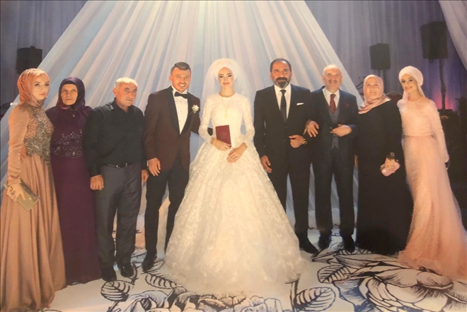 KAPTAN ZİYA EVLENDİ