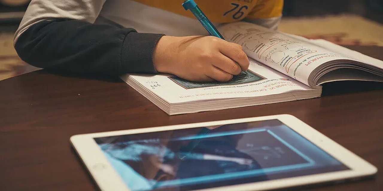 Her 4 kişiden biri internet üzerinden eğitim aldı