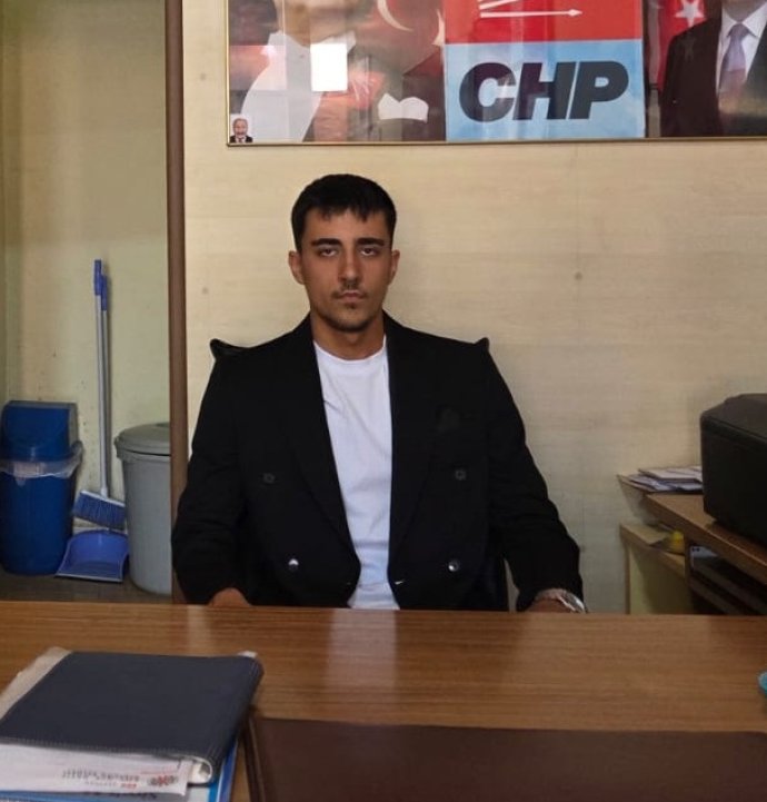CHP Ulaş’ın yeni ilçe başkanı Güney Cem Yıldırım oldu