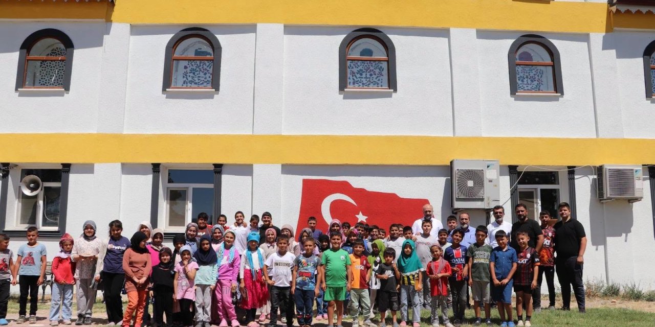 Sivas’ta Yaz Kur’an kurslarında renkli final