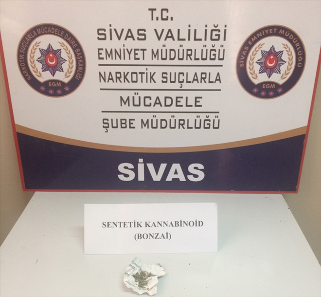 NARKOTİKTEN SOKAK OPERASYONU: 6 TUTUKLAMA