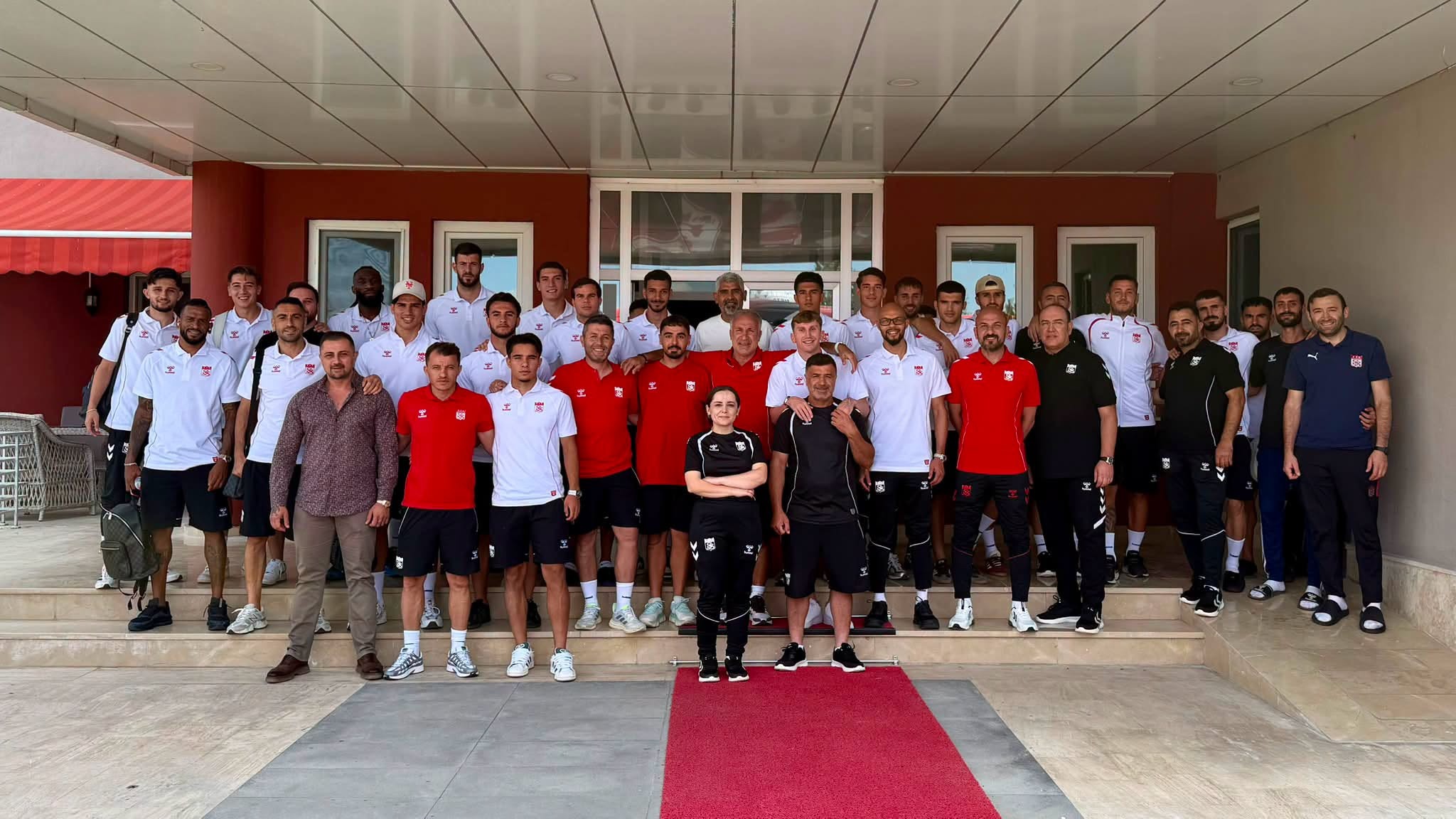 Sivasspor, Kayseri’ye hareket etti