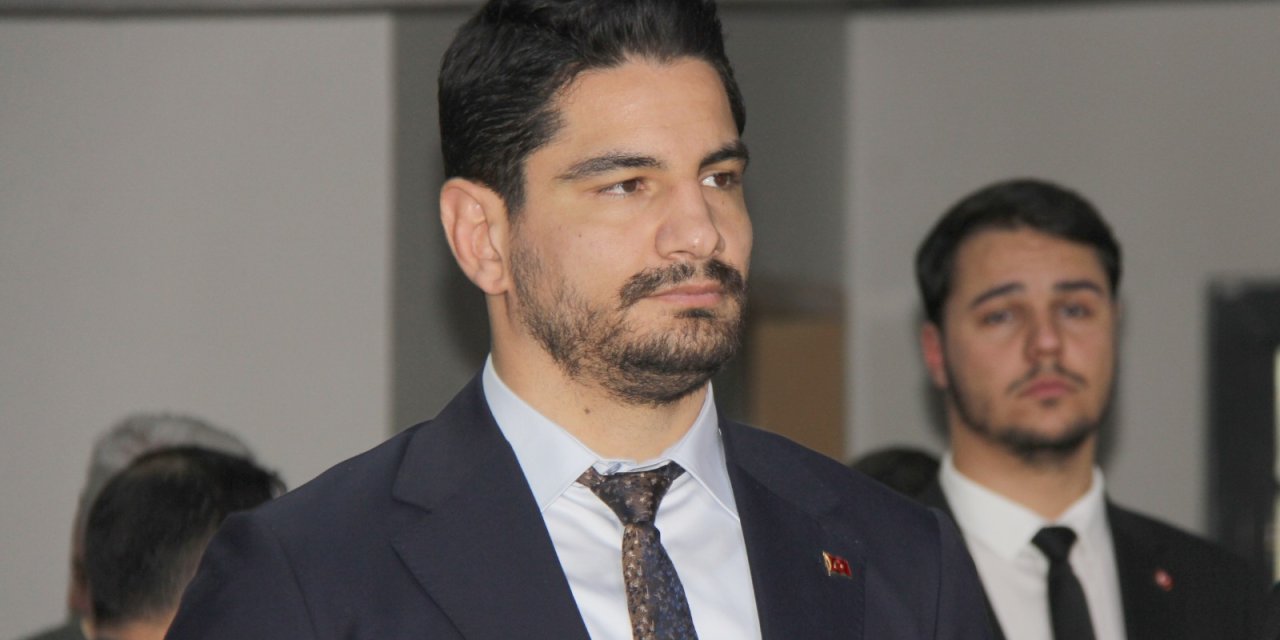 Taha Akgül'den güreşte kararlılık
