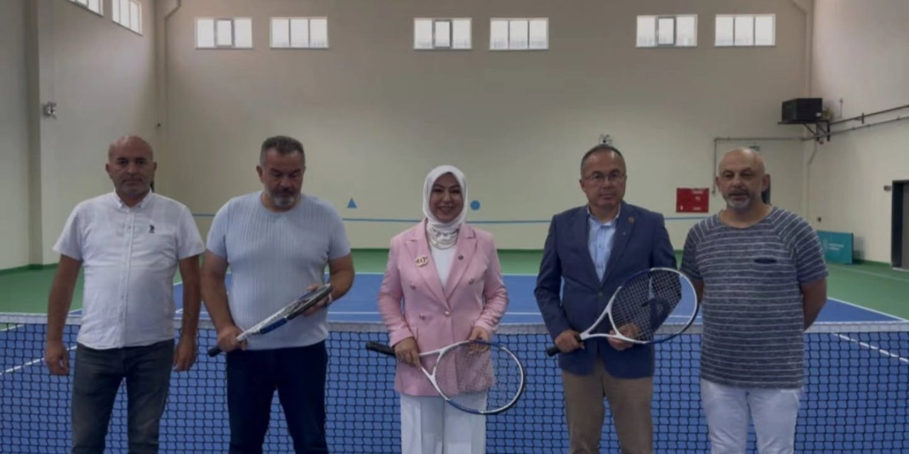 AK Parti Sivas Milletvekili Toy, gençlik ve spor yatırımlarını inceledi