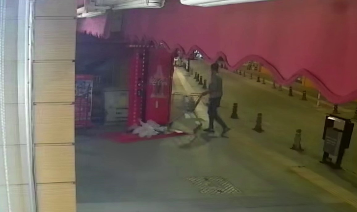 Sivas’ta ilginç hırsızlık