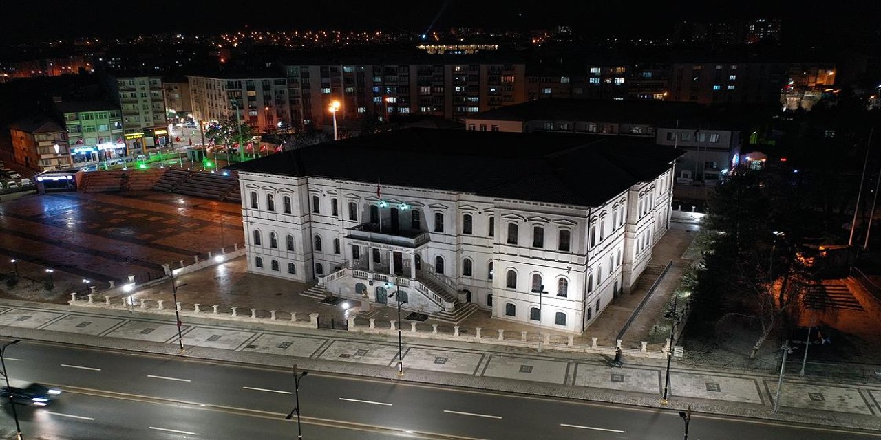 Sivas'taki Milli Mücadele Karargahına ziyaretçi akını