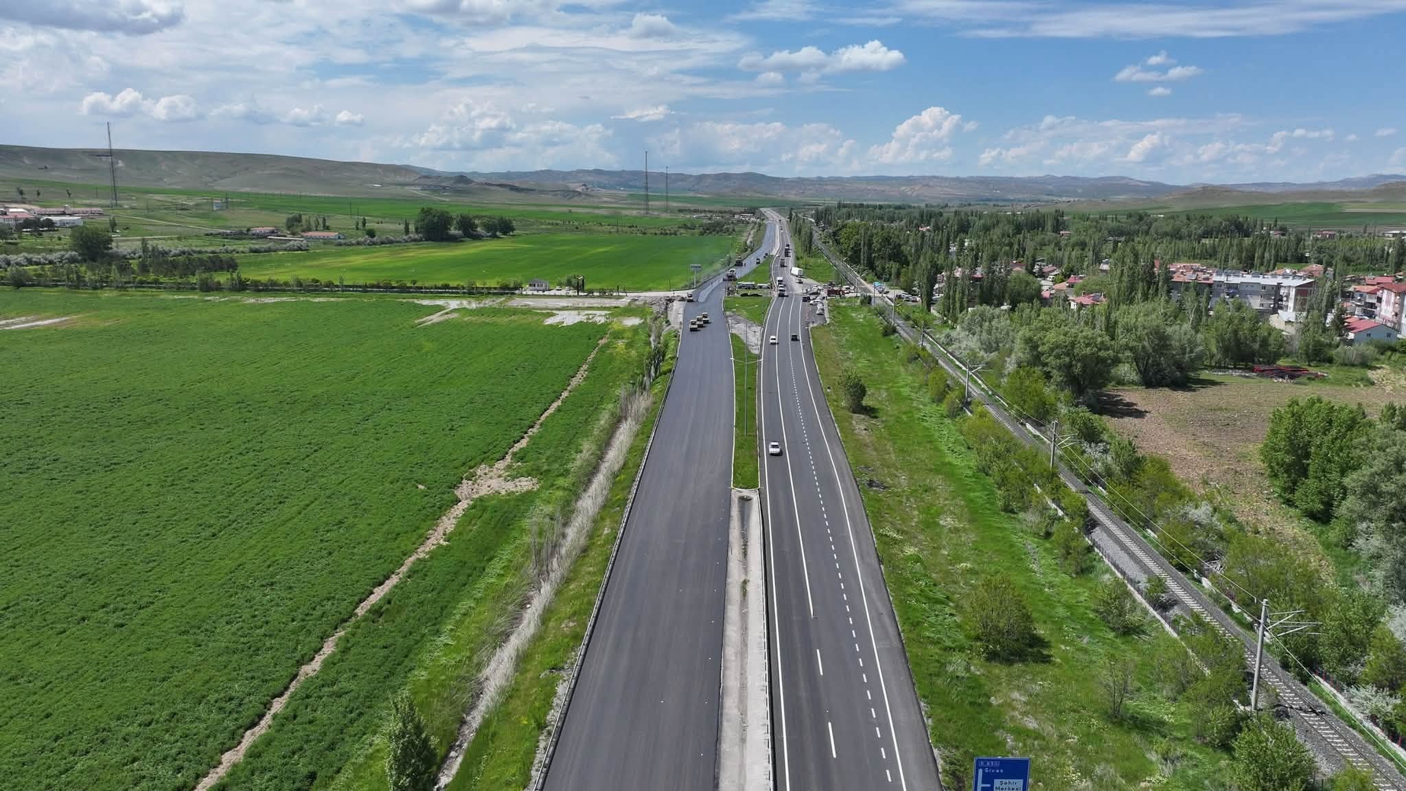 Sivas'ta 57 kilometrelik yol projesinde son durum