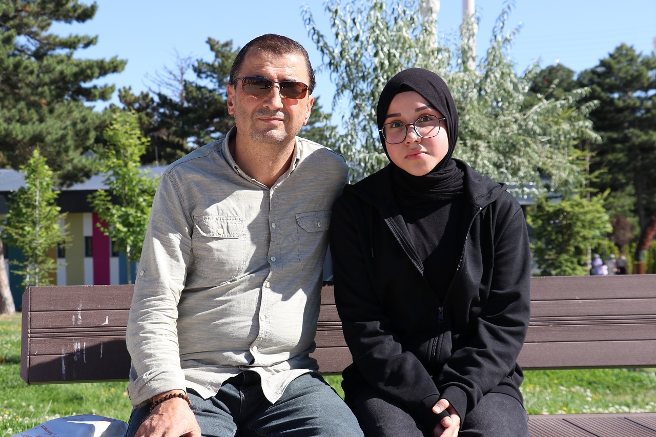 Sivaslı Elif Müberra’nın hedefi gökyüzü