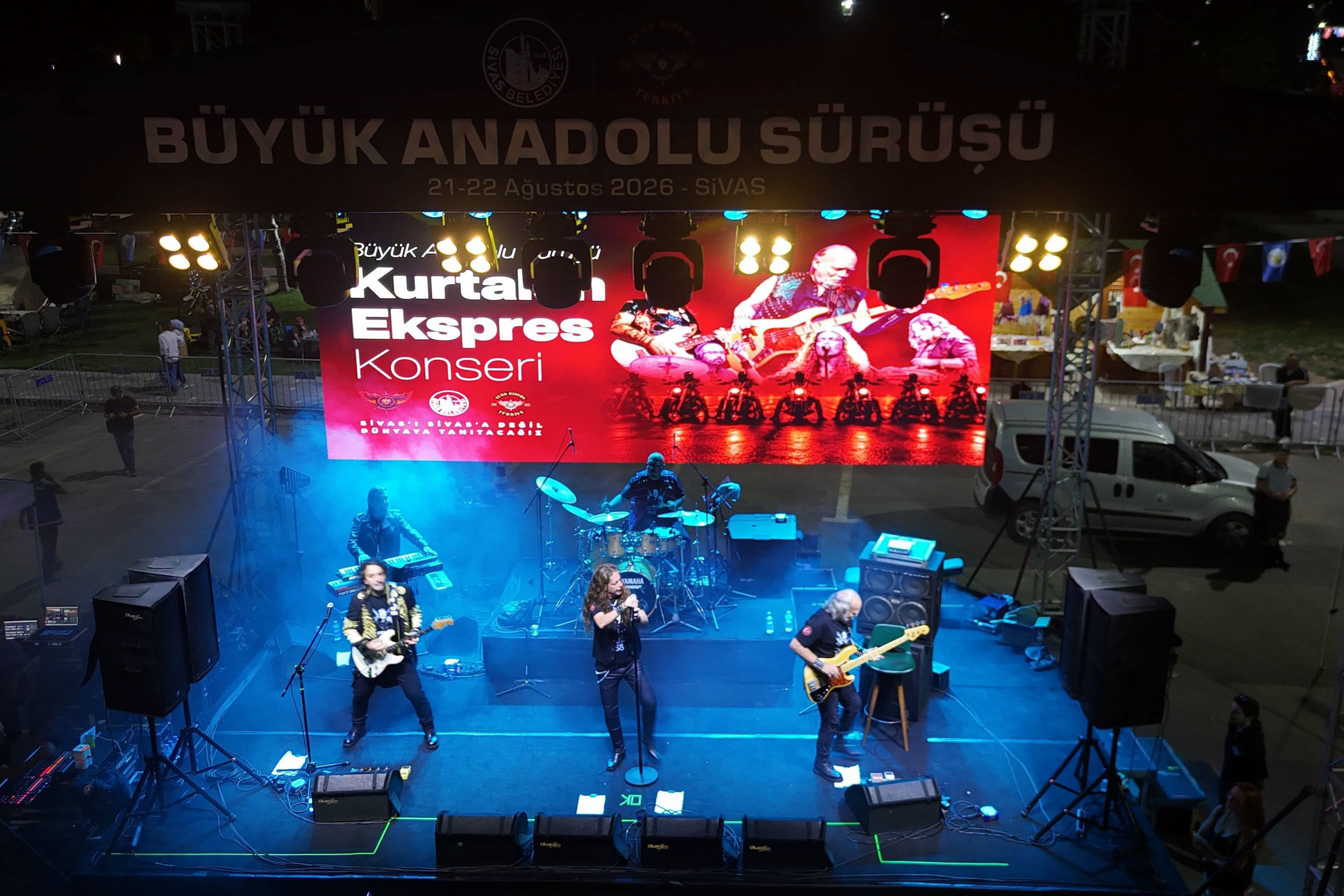 Kurtalan Ekspres Sıcak Çermik’i salladı