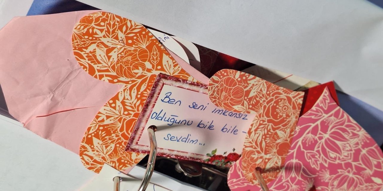 Eski eşiyle görüşen kadına, boşanma davasında tazminat cezası