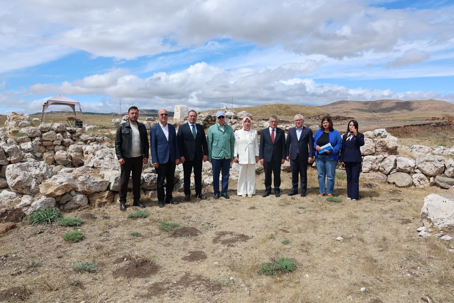 Sivas’ta binlerce yıllık tarihin izleri gün yüzüne çıkıyor