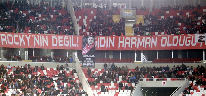 ?Bırakma bizi ellere Başkan?