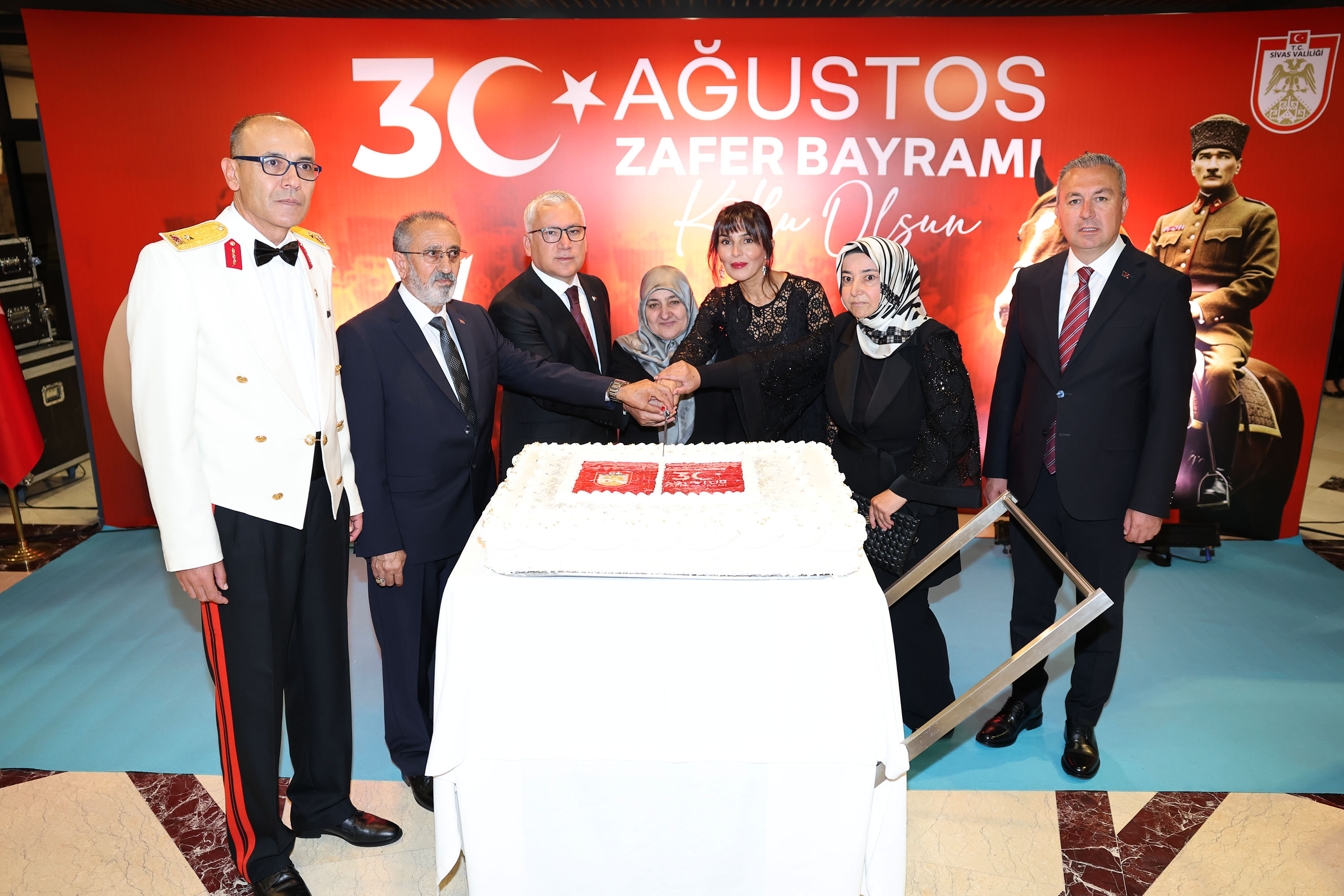 Sivas'ta 30 Ağustos için anlamlı resepsiyon