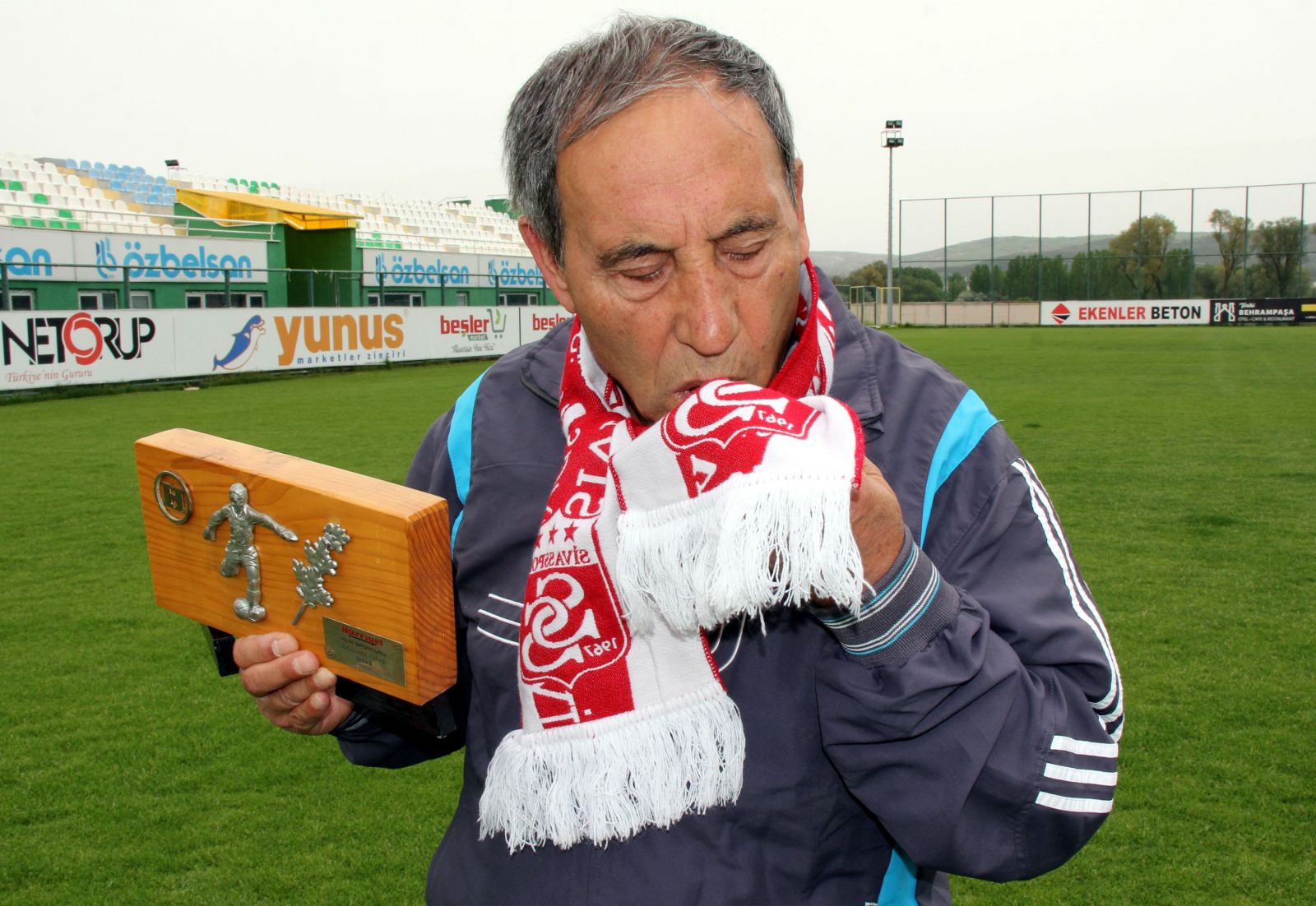 Sivasspor efsanesinin unutamadığı kırmızı kart