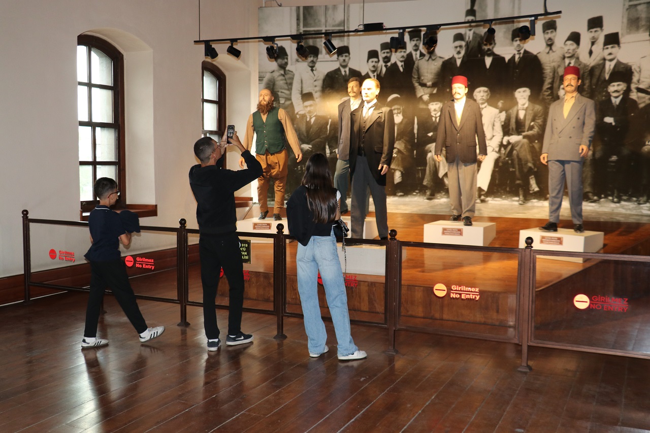 Sivas'ın tarihi müzesi ziyaretçi rekoruna koşuyor