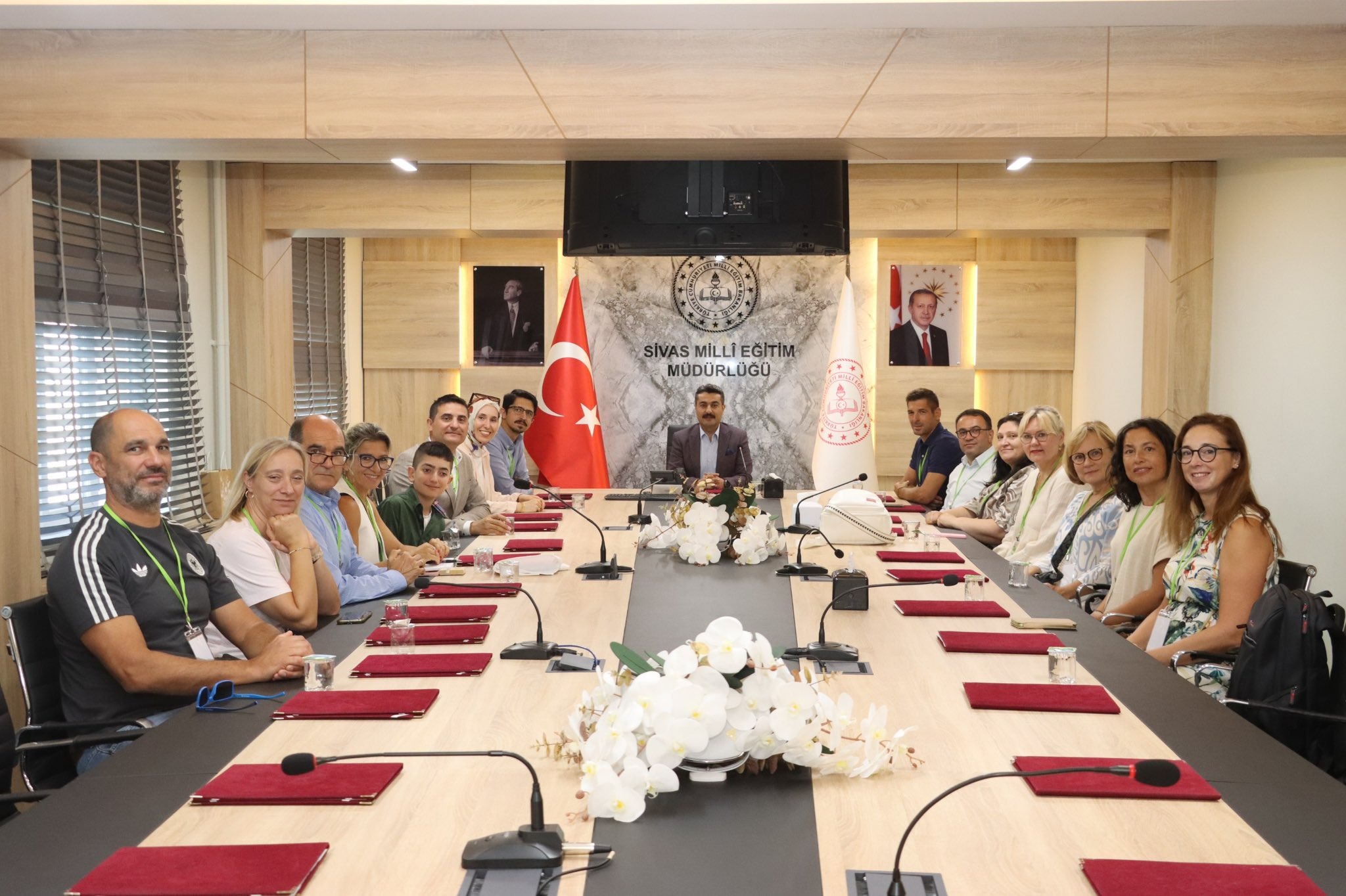 Finlandiya, İspanya ve Kuzey Makedonyalı öğretmenler Sivas’ta