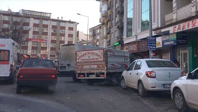 DÜZENSİZ PARK TUZ-BİBER OLUYOR