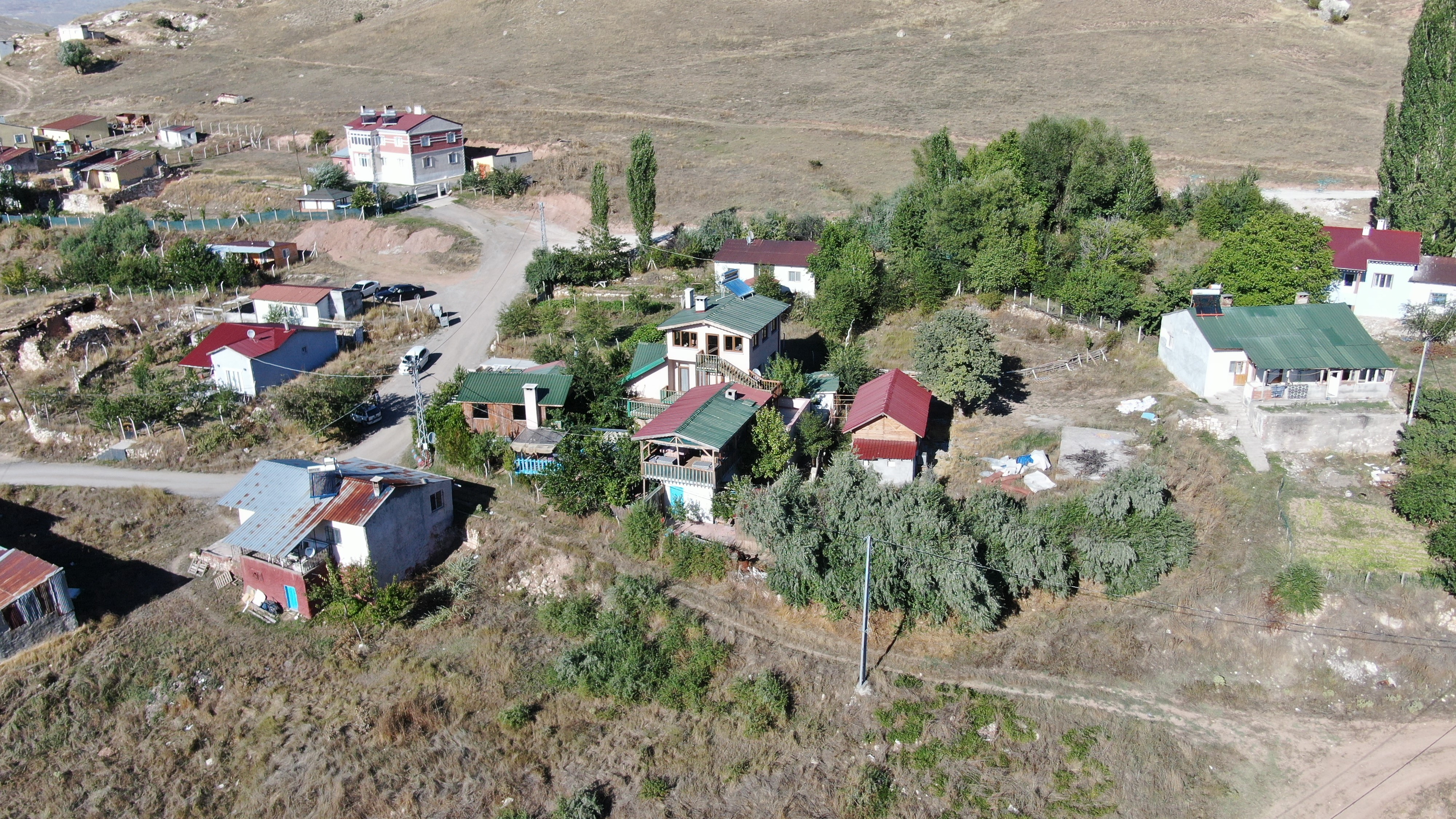 Sivas’ta köy hayatını kafeyle buluşturdu