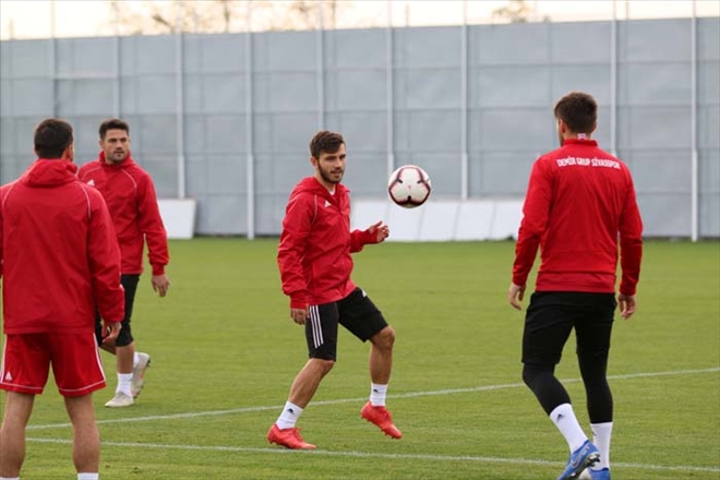 YİĞİDO´DA KAYSERİ MESAİSİ