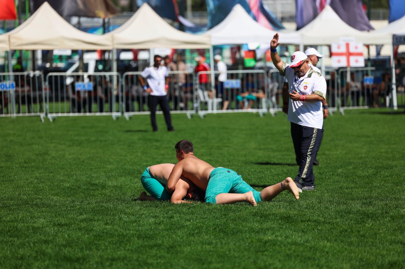 400 sporcu Sivas’ta er meydanına çıktı