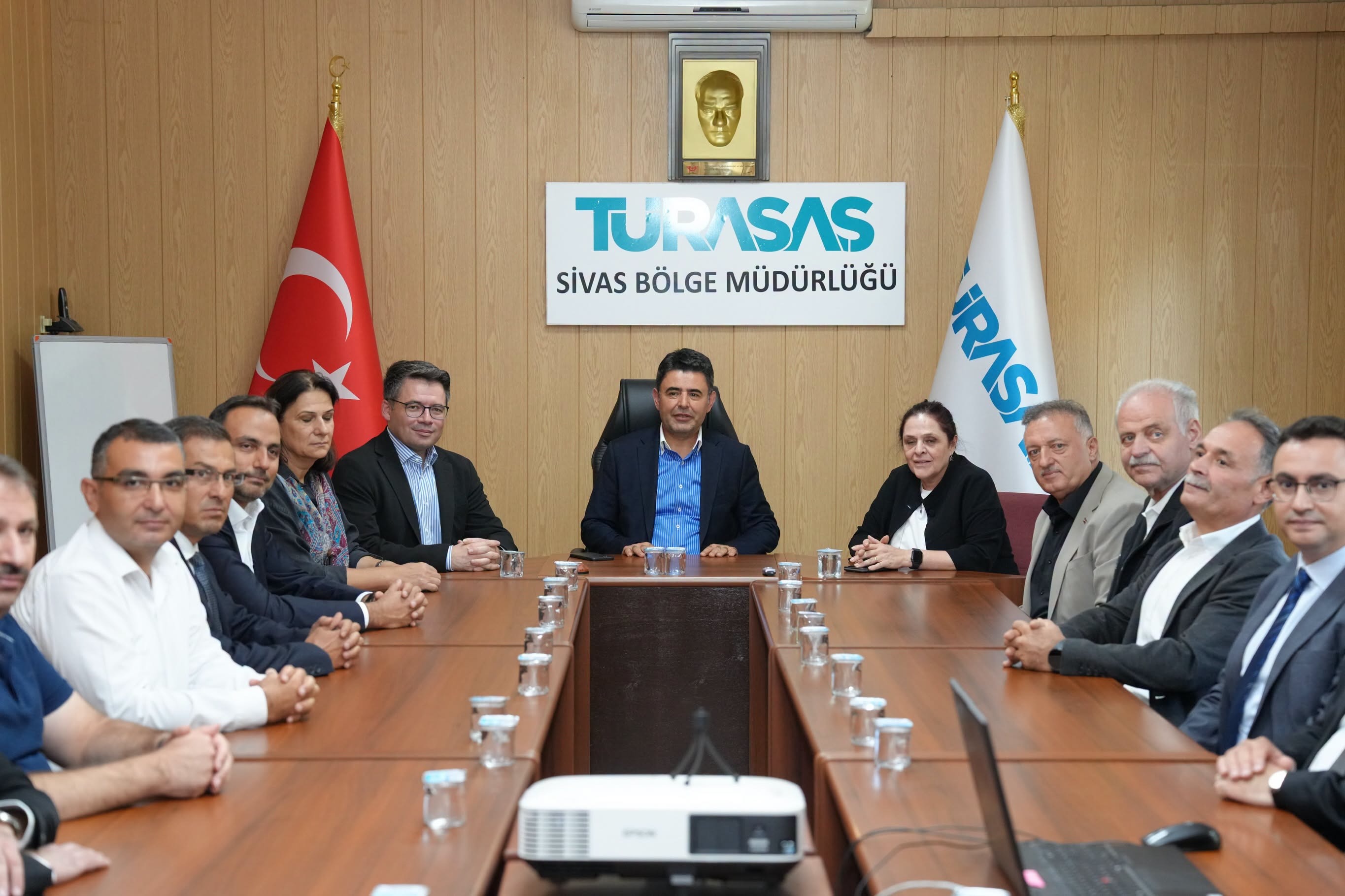 Bakan Yardımcısı Boyraz, TÜRASAŞ Sivas’ı ziyaret etti