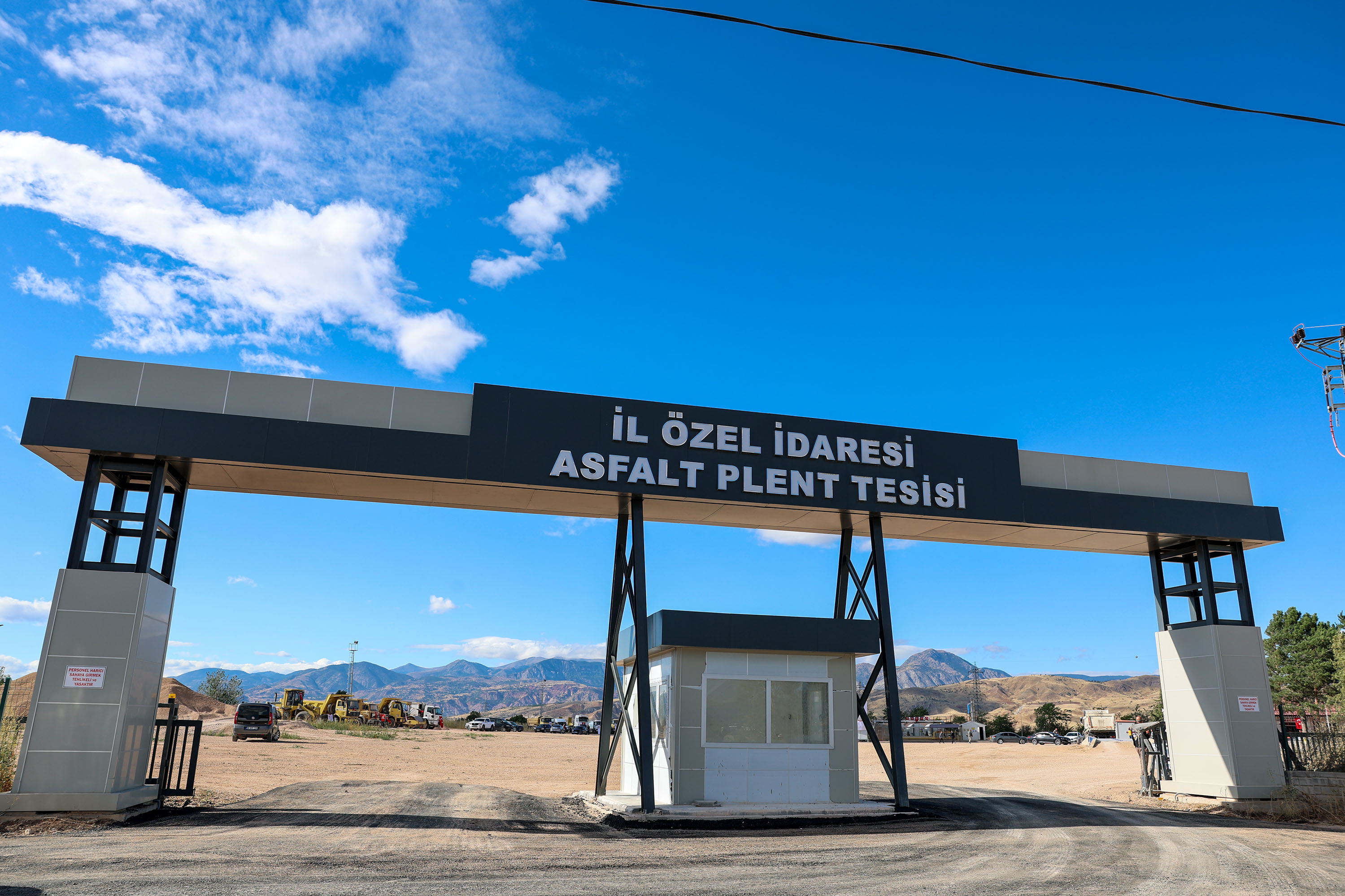 Sivas’ın kuzey ilçelerine asfalt hamlesi: Saatte 120 ton üretecek