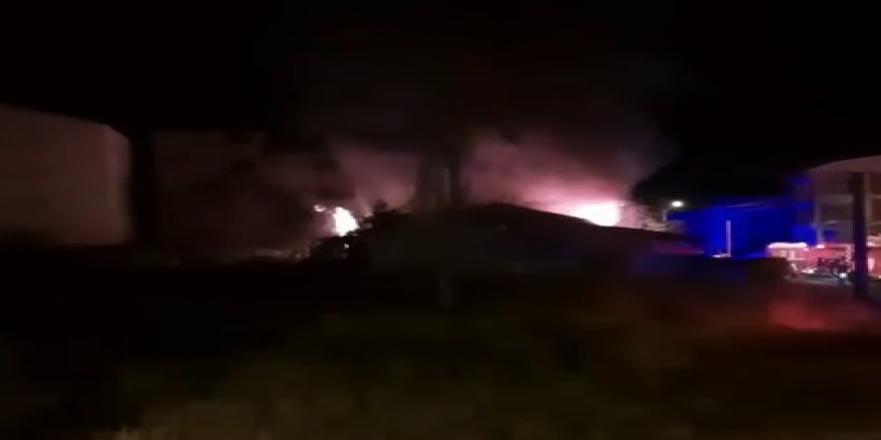 Sivas'ta boş müstakil evde yangın
