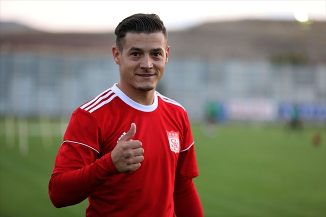 ROMEN OYUNCU GALİBİYETE ODAKLANDI