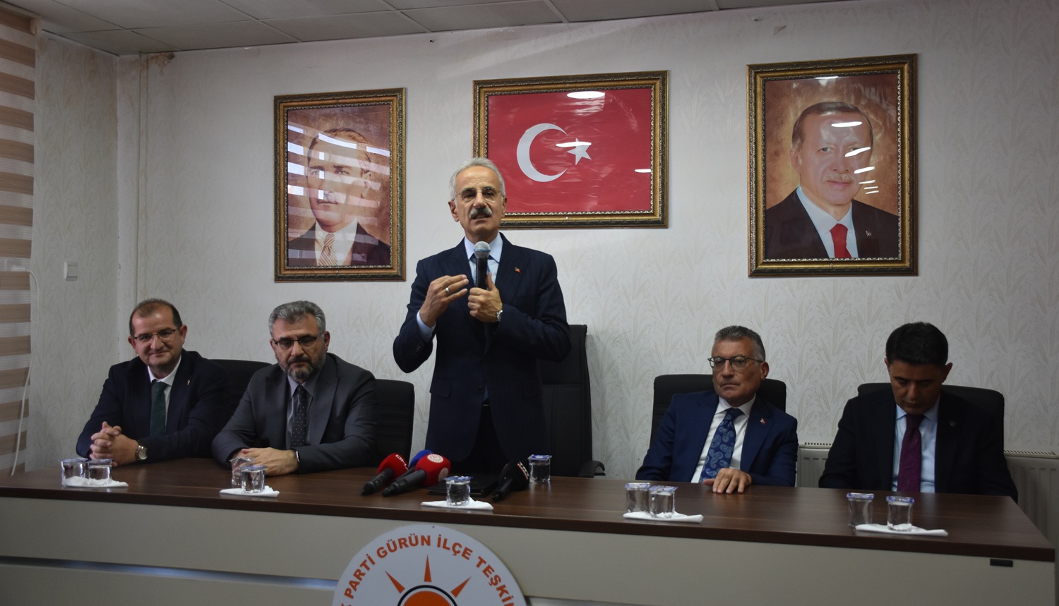 Bakan Uraloğlu’ndan Sivas’ta dikkat çeken seçim açıklaması