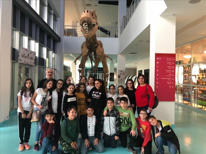 ?GÖKYÜZÜNDE SÖRF YAPTIK´