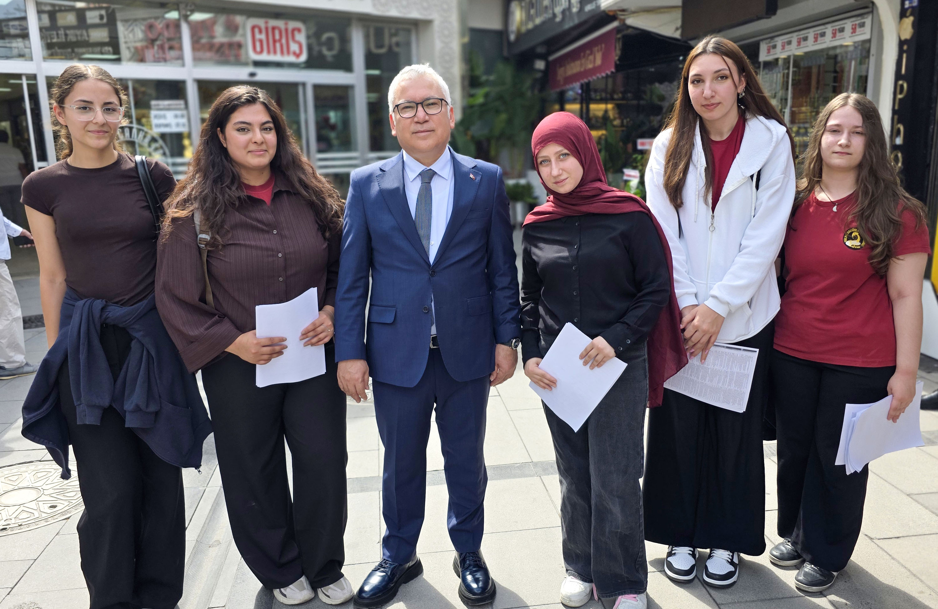 Sivas Valisi Şimşek vatandaşların talep ve isteklerini dinledi