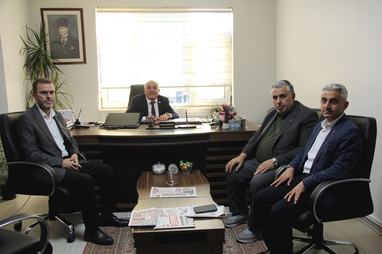 AK Parti Merkez İlçe yönetiminden Sivas Ekspres’e ziyaret