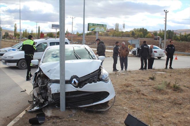 GEMEREK´TE KAZA: 2 YARALI