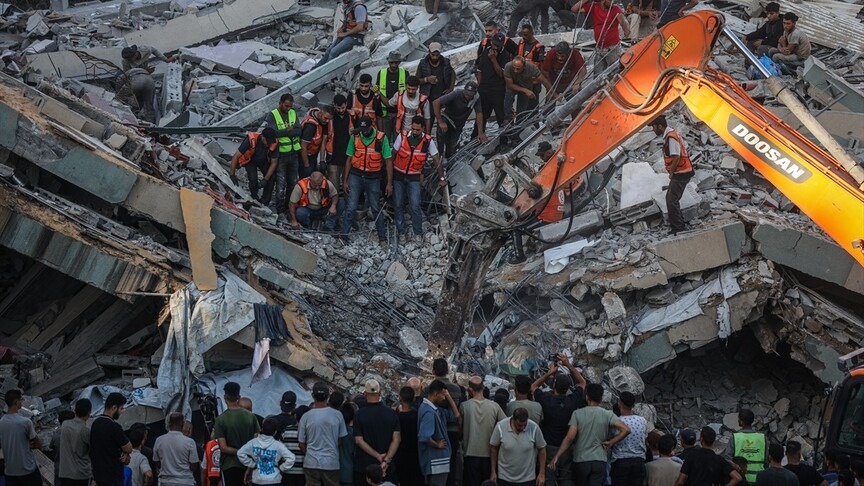 Gazze’de yıkımın ortasında yeni facia: 20 ölü