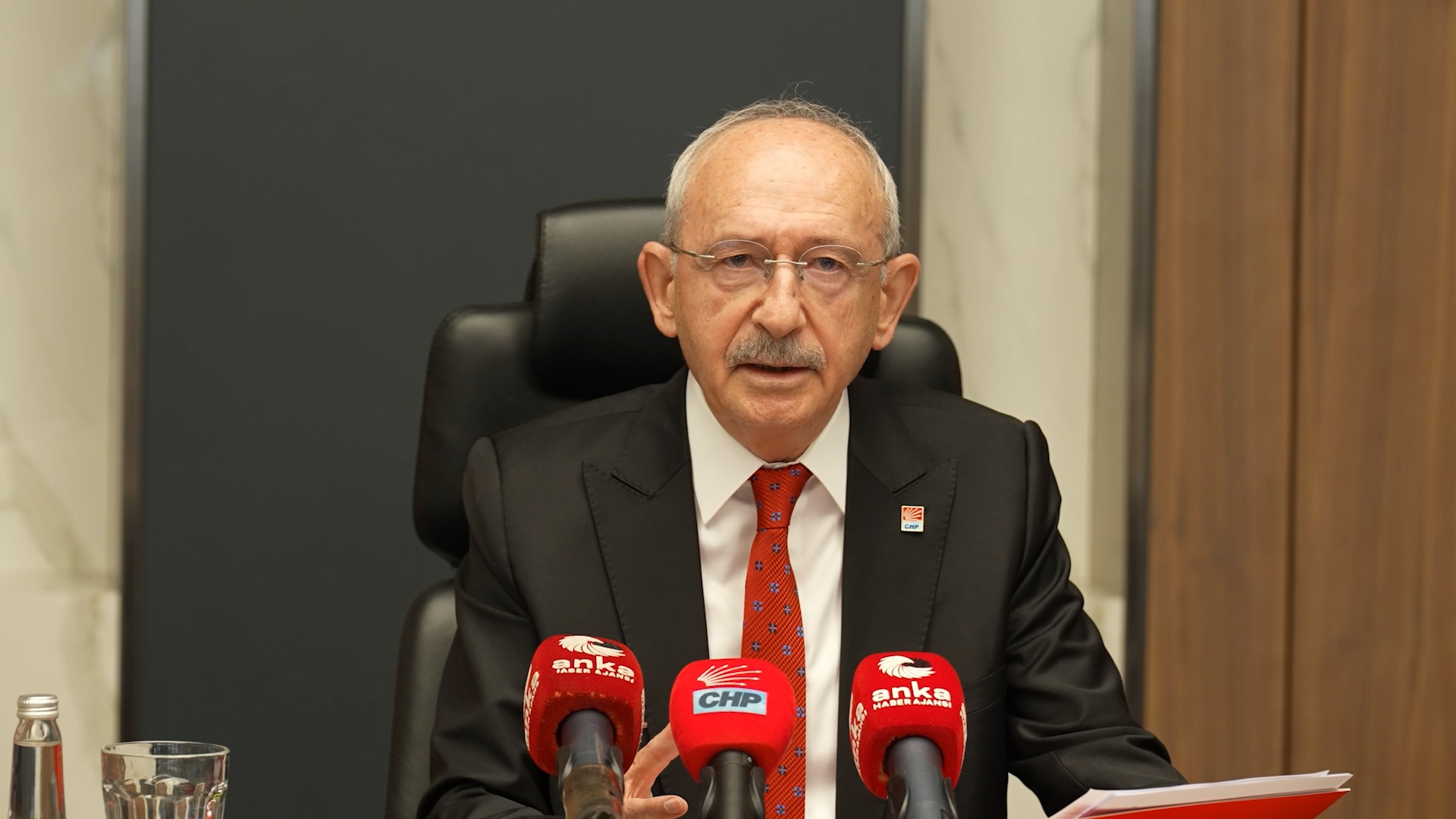 Kılıçdaroğlu’ndan sermaye piyasalarındaki krize ilişkin 7 soru