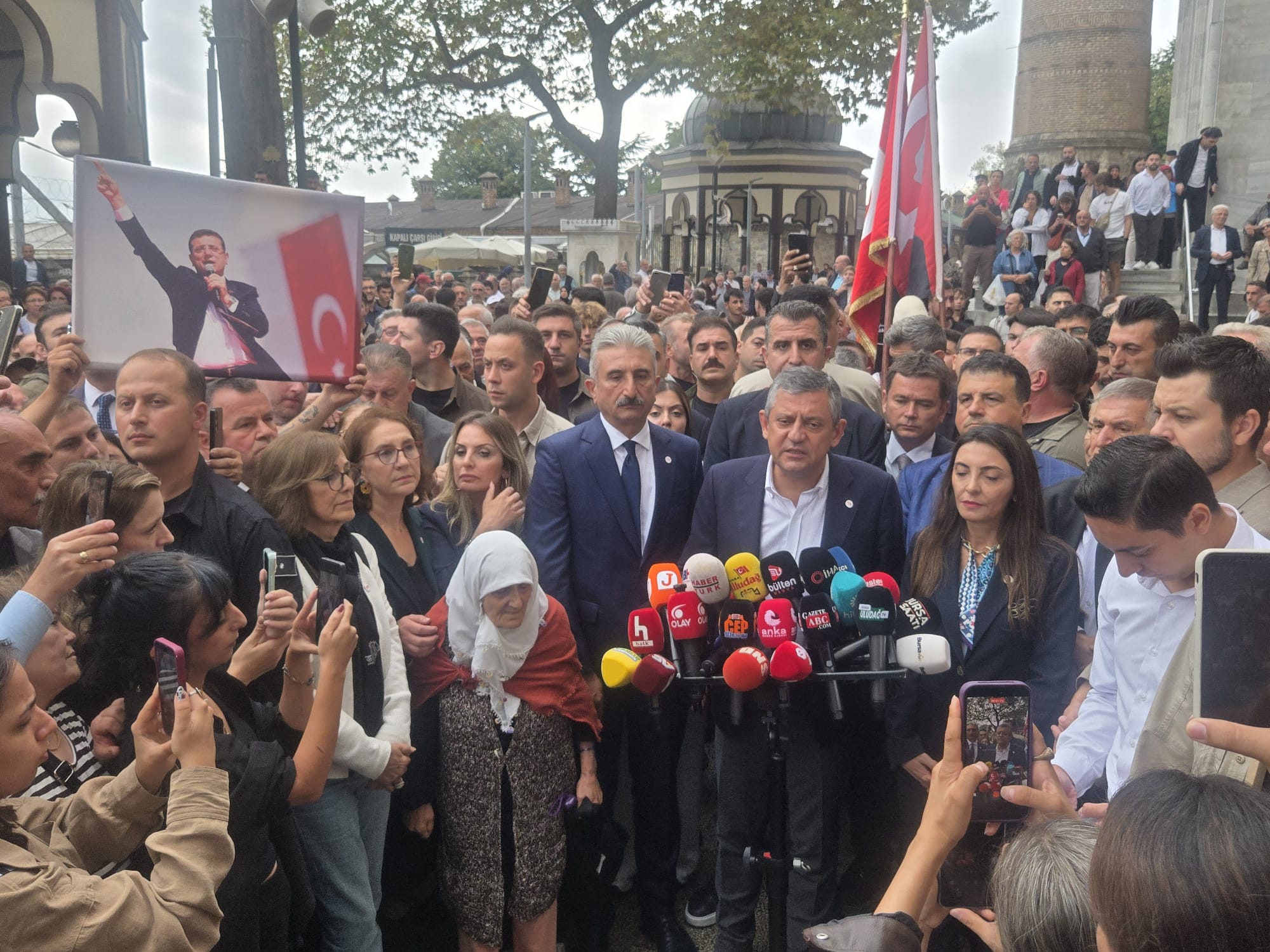 Özgür Özel: Bu sandıktan kaçamazlar